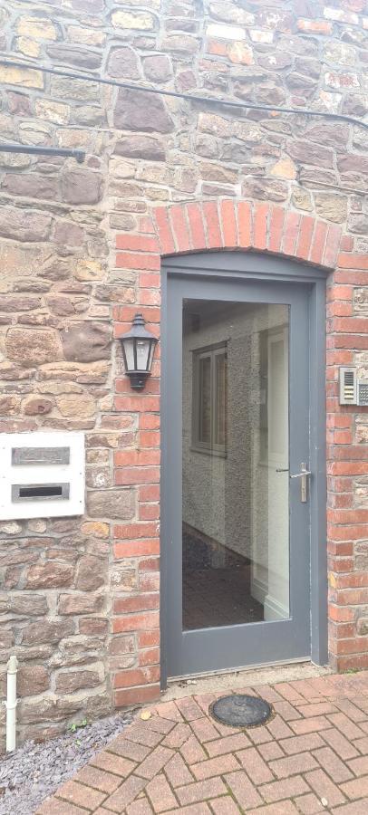Charming 1-Bed Loft In Caerleon Lejlighed Newport  Eksteriør billede