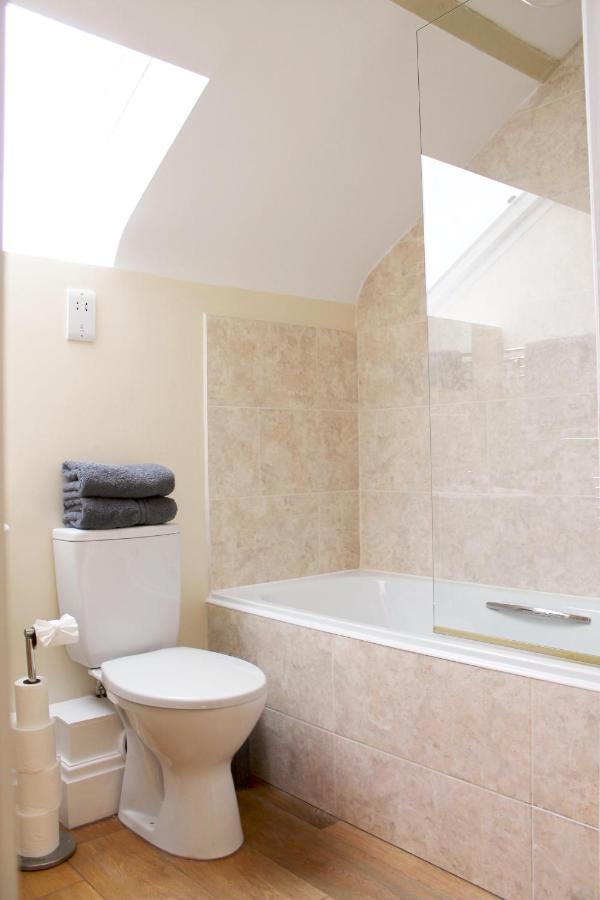 Charming 1-Bed Loft In Caerleon Lejlighed Newport  Eksteriør billede